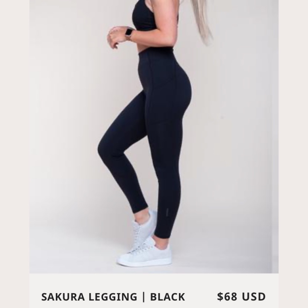 Paragon Sakura Black Leggings Medium